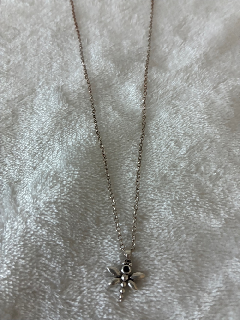 Brandy Melville Dragonfly Necklace - Silver. apprx 7.25 length includ pend